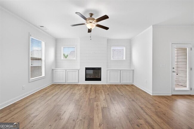 Building Photo - 5524 Garens Way
