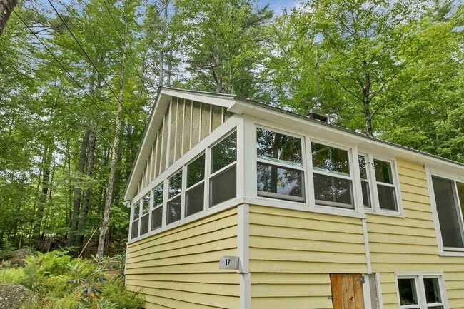 Building Photo - 17 Basin Rd