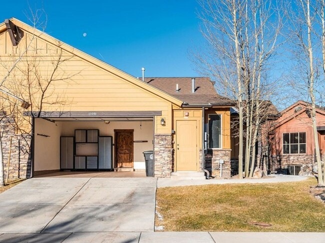 Building Photo - Desirable Black Rock Ridge with Mountain Views