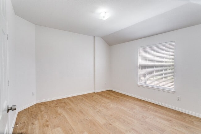 Building Photo - 2625 Royal Birkdale Dr