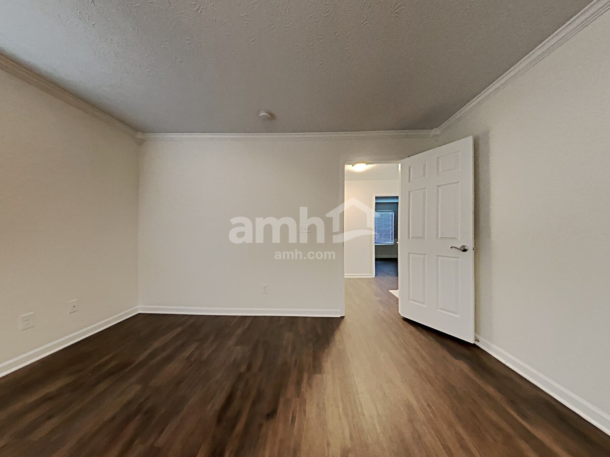 Building Photo - 6581 Daisy Hill Ct