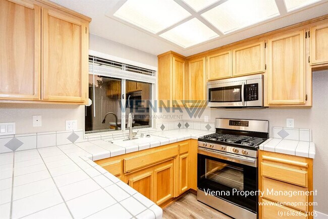 Building Photo - Single Story Rocklin Home