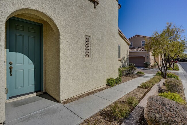 Building Photo - 8356 Creek Canyon Ave