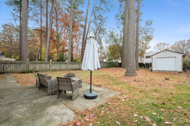 Building Photo - Central Newport News