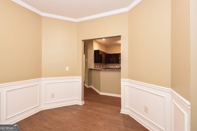 Building Photo - 526 Hill Crest Cir