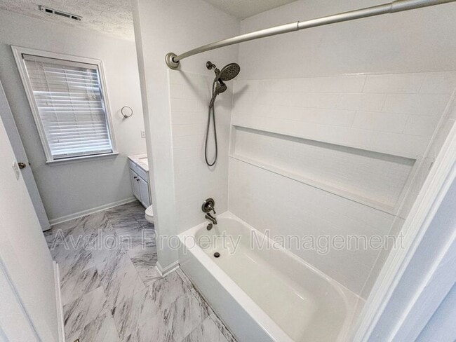 Building Photo - 1344 Treewood Trail