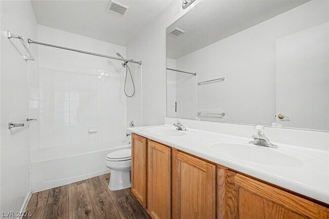 Building Photo - 3468 Momentum Ct