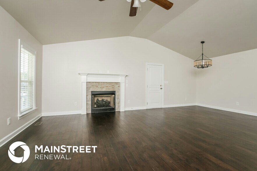 Building Photo - 120 Carrington Ave