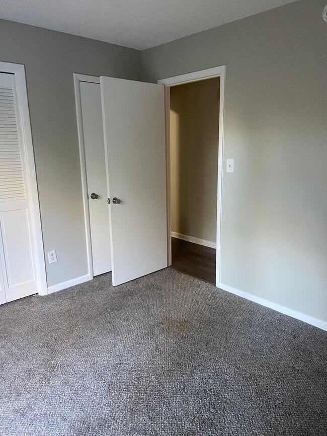 Building Photo - New For Rent in Pinson!