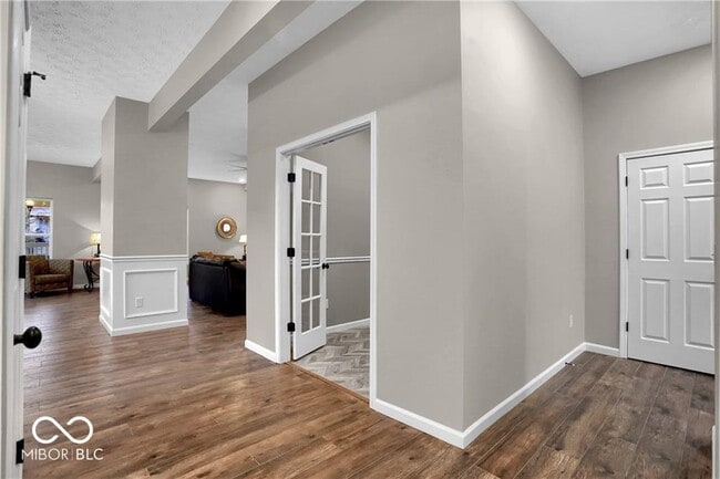 Building Photo - 942 Jefferson Ave