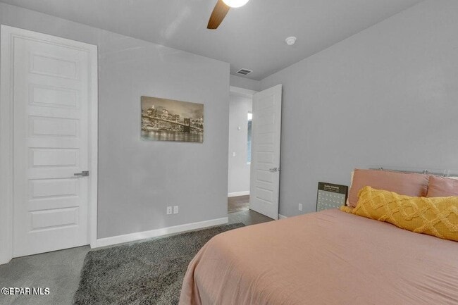 Building Photo - 12292 Fresh Water Dr