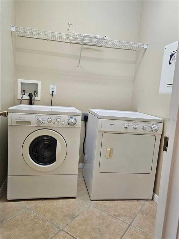 Building Photo - 1120 Blackwater Dr