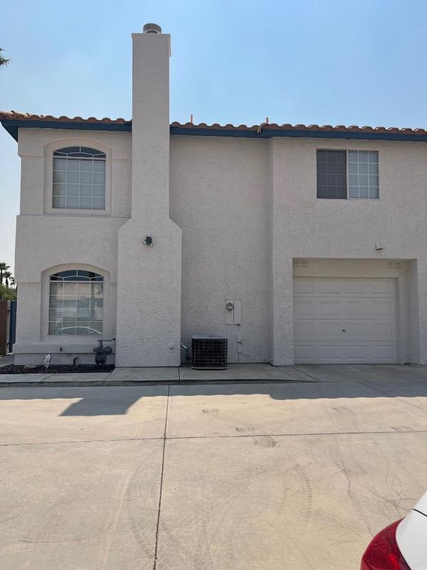 Building Photo - 901 Angel Star Ln