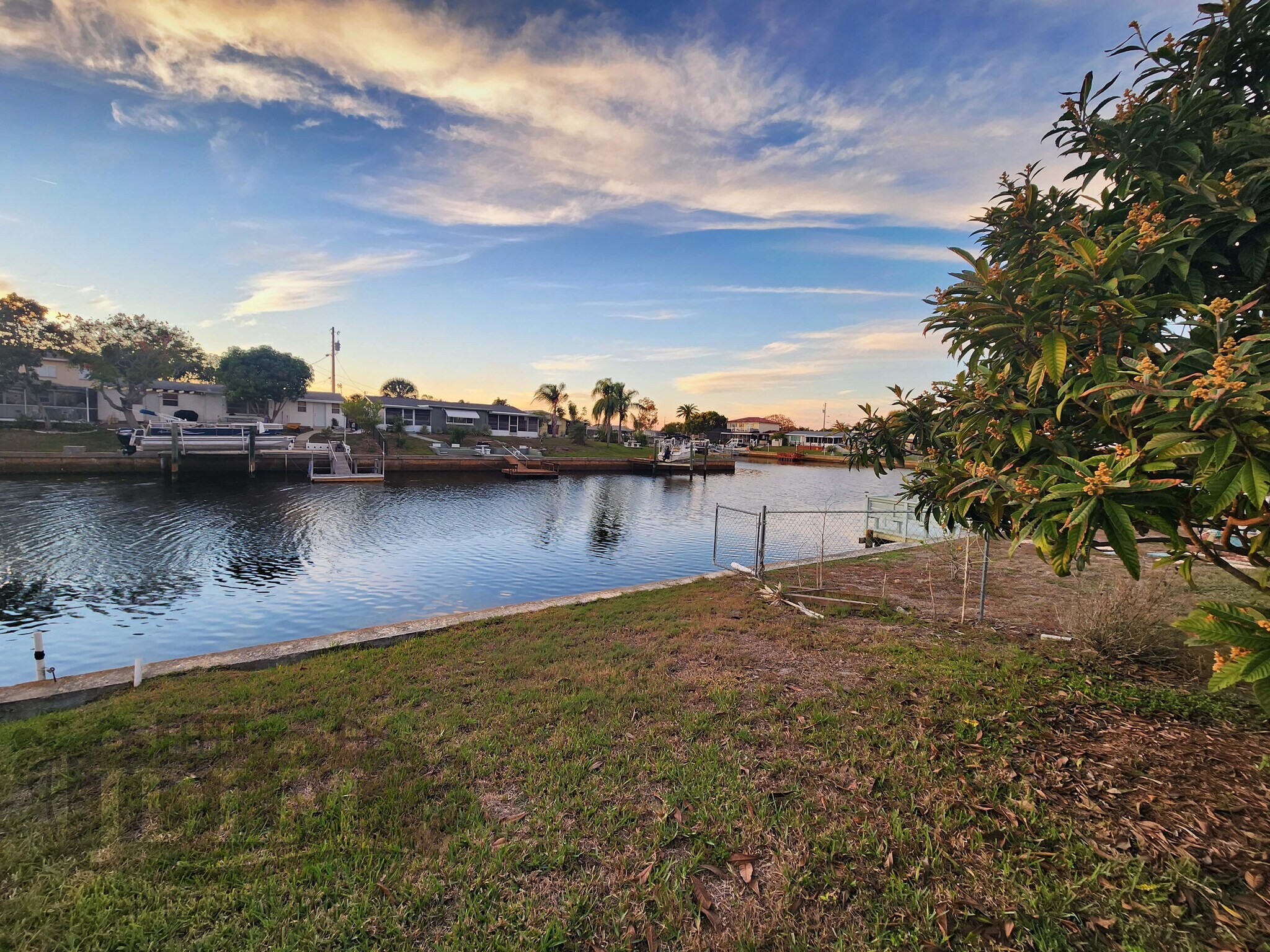 Building Photo - 12515 1st Is