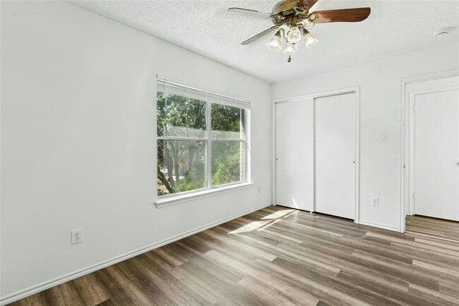 Building Photo - 1614 Alazan Cove