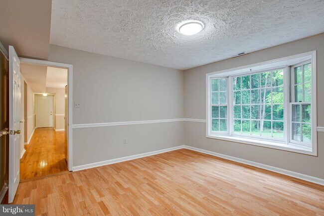 Building Photo - 3084 Eutaw Forest Dr