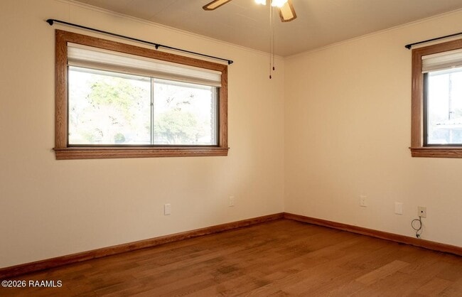 Building Photo - 118 S Demanade Blvd