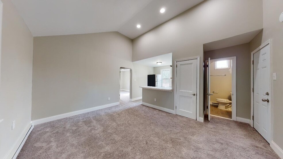 Living Room/Kitchen - 108 Chestnut Pkwy