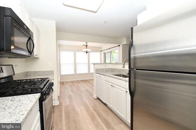 Building Photo - 7514 Snowpea Ct