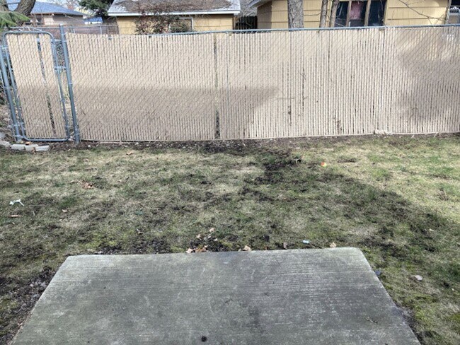 Building Photo - 114 N Bowdish Rd