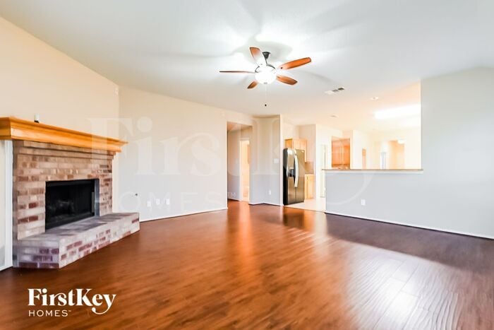 Primary Photo - 1409 Vista Ridge Dr