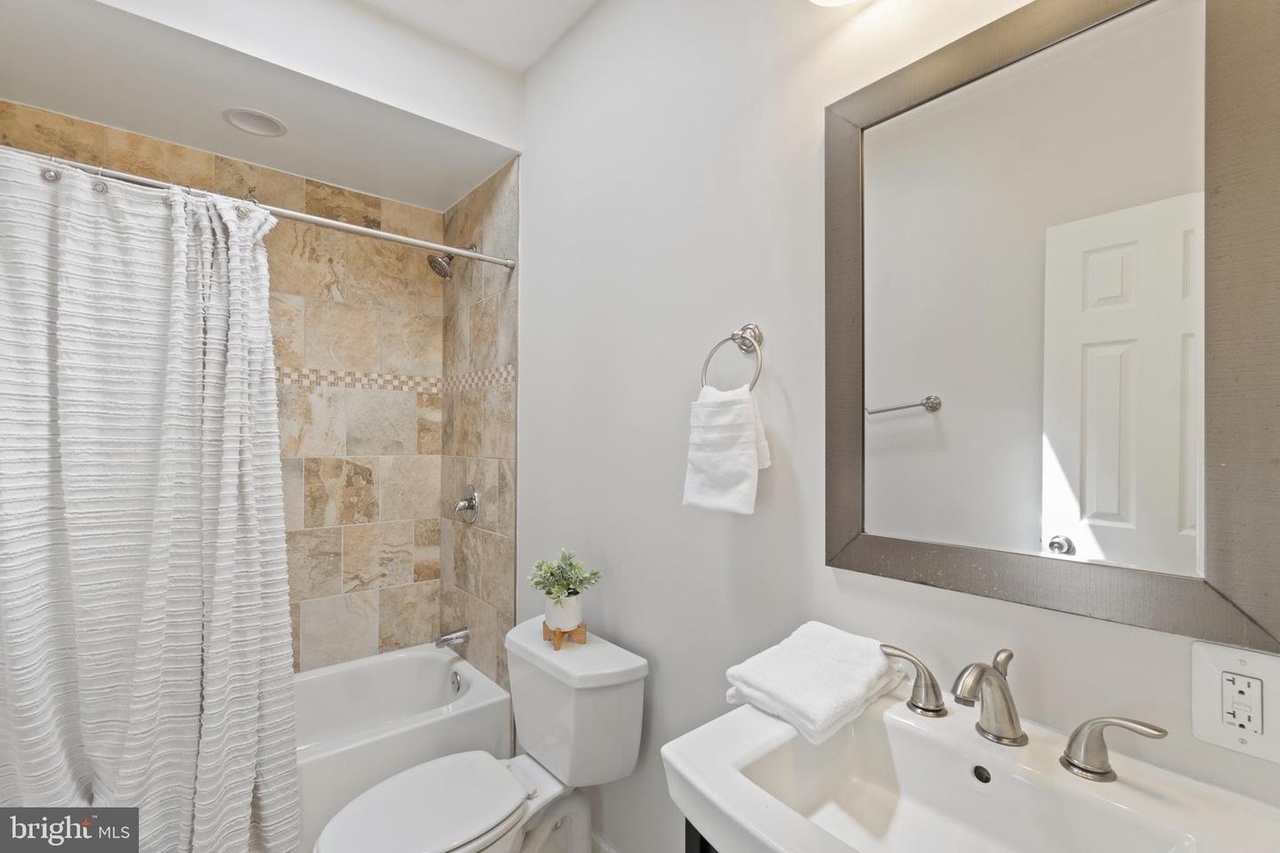 Bath for second and third bedrooms - 655 16th St NE