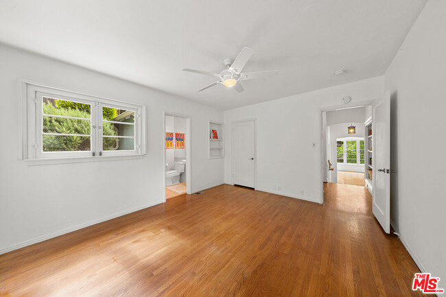 Building Photo - 2413 Argosy Way