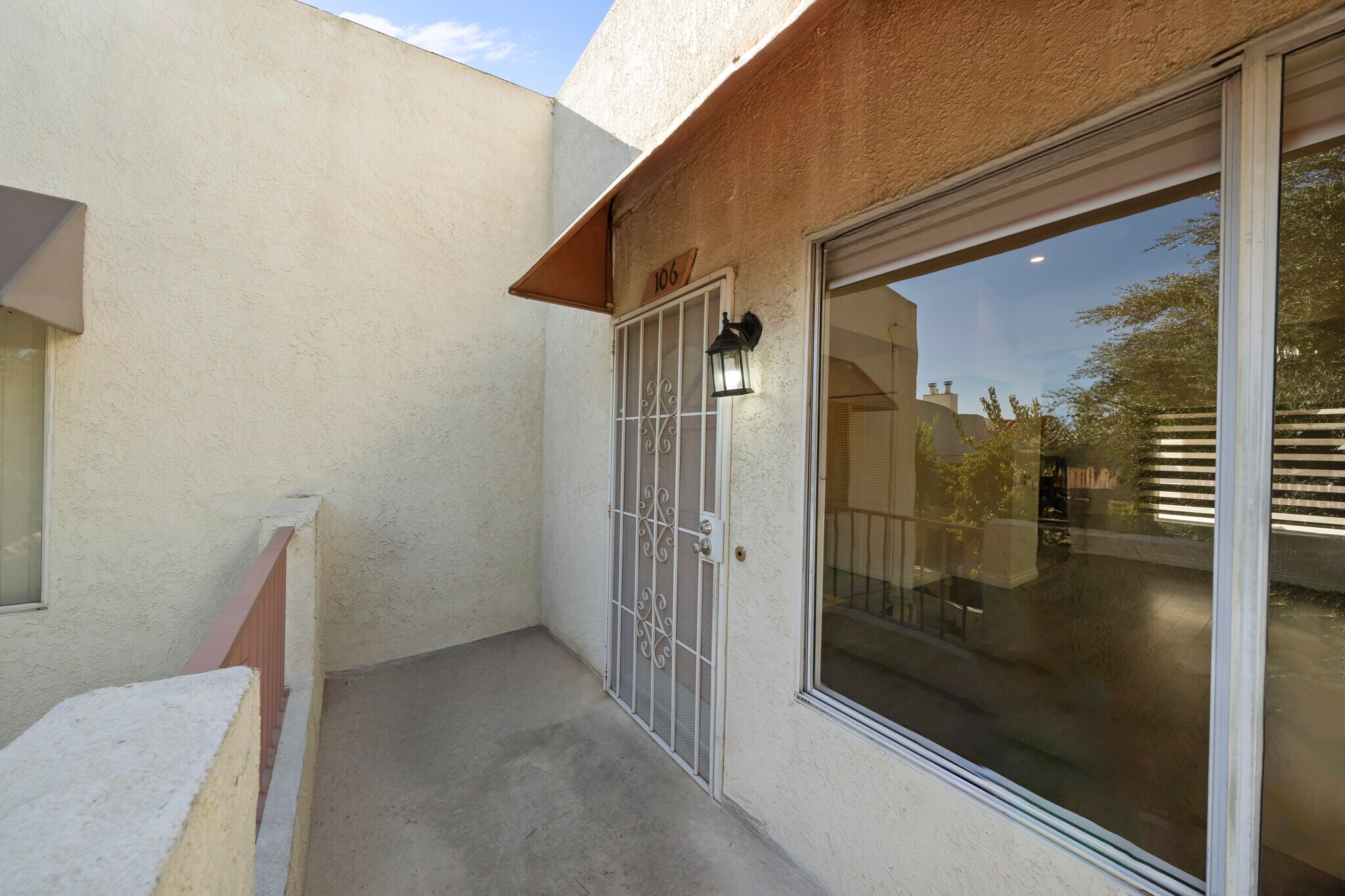 Building Photo - 12411 Osborne St