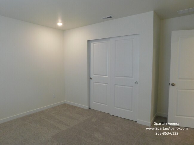 Building Photo - 12628 173rd Ave E
