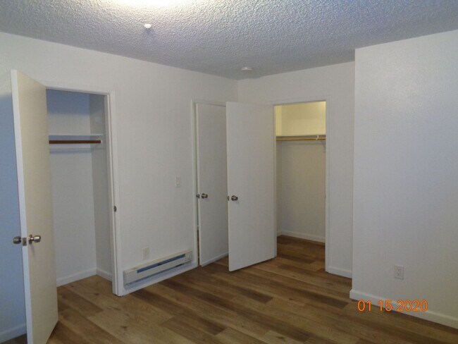 Building Photo - 7101 Avenida Cala