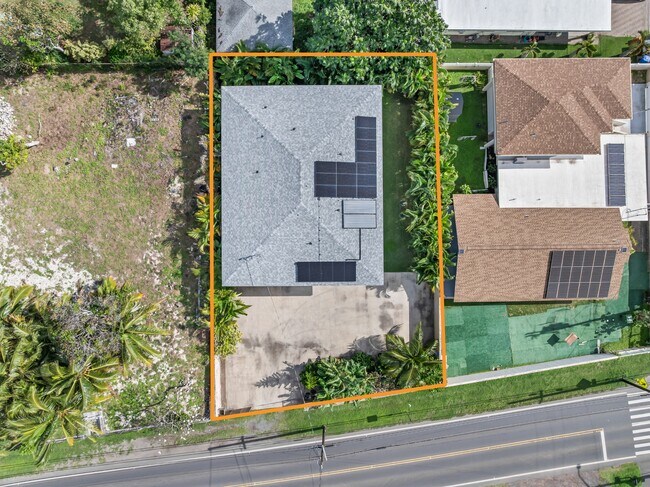 Building Photo - 41-875-875 Kalaniana?ole Hwy