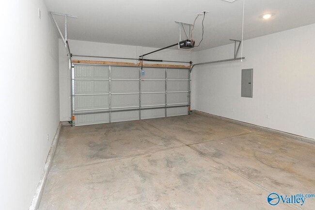 Building Photo - 103 Betty Williams Dr