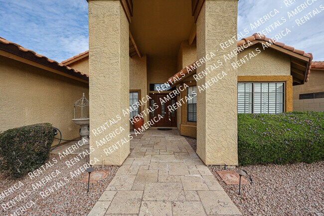 Building Photo - 532 E Stonebridge Dr