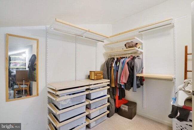 Building Photo - 4655 Lambert Dr