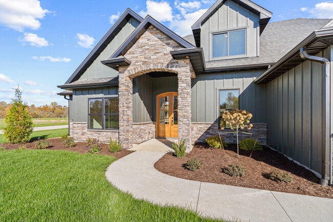 Building Photo - 2801 Easley Cabin Cir