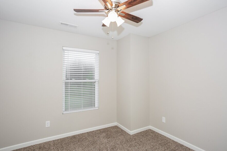 Building Photo - 4068 Kellybrook Dr