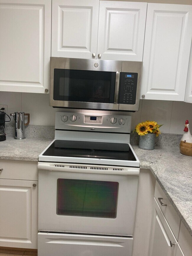 Building Photo - 308 Southwind Ct
