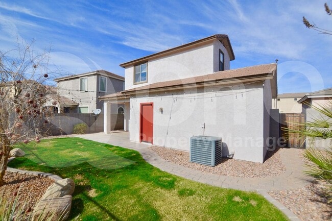 Building Photo - 3793 E Stampede Dr