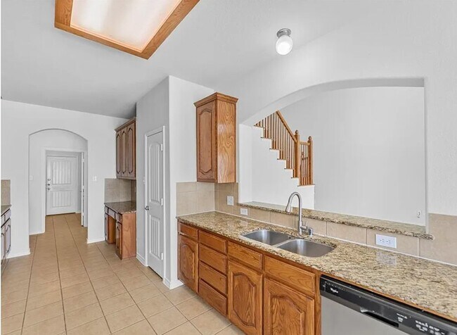 Building Photo - 8404 Hitching Tr