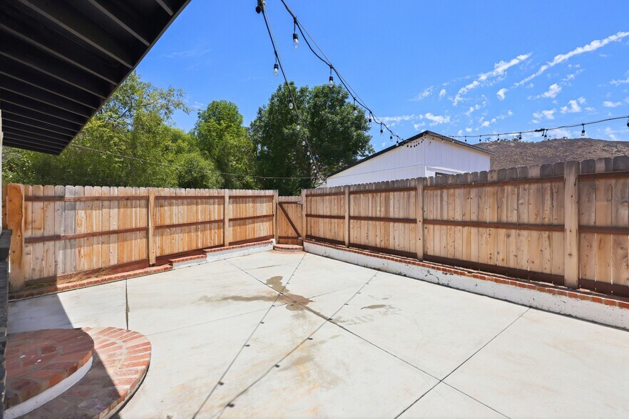 Building Photo - 8237 Churchill Dr