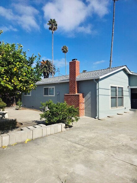 Building Photo - 39685 Lahana Way