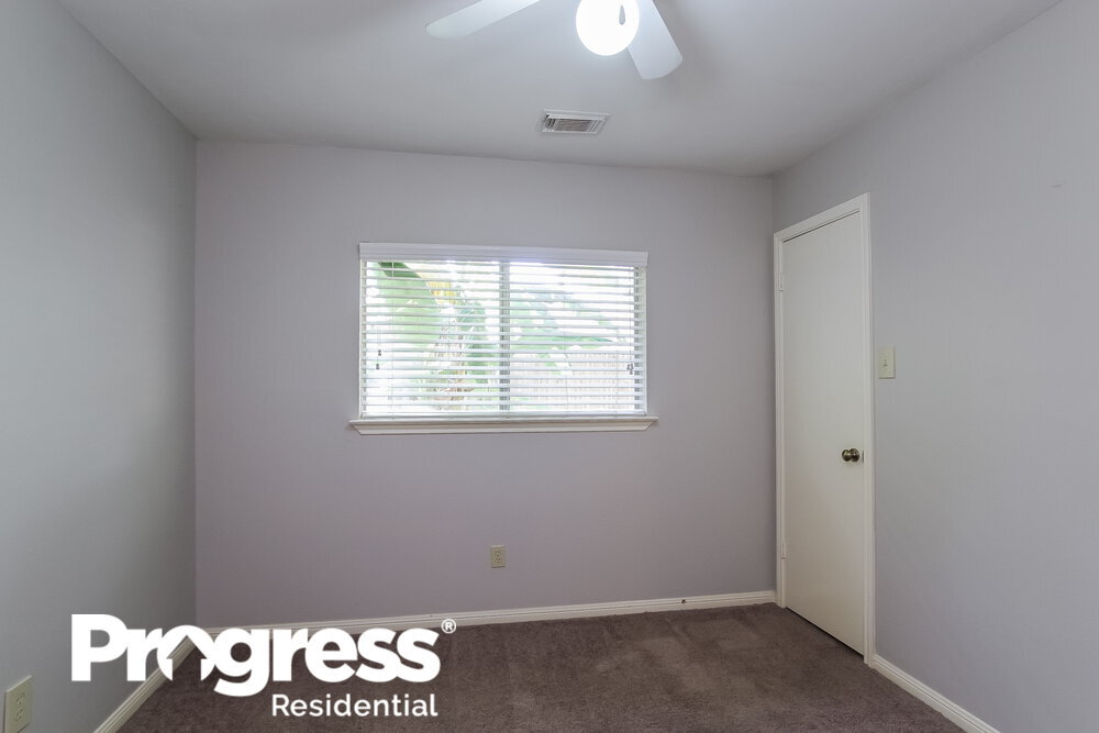 Building Photo - 19323 Bristlestar Dr