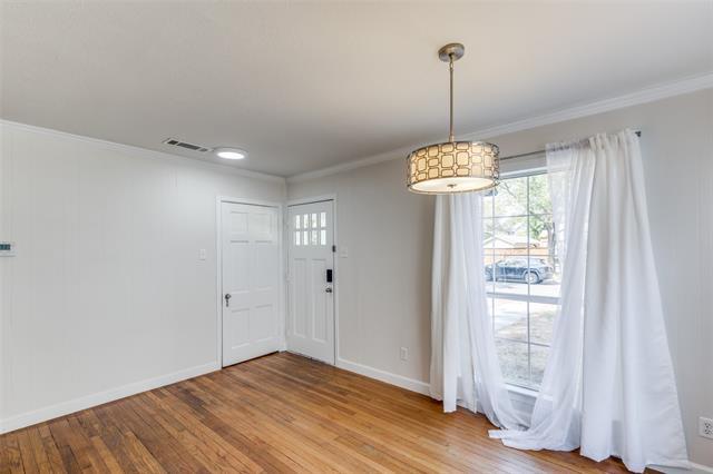 Building Photo - 852 Northwood Rd