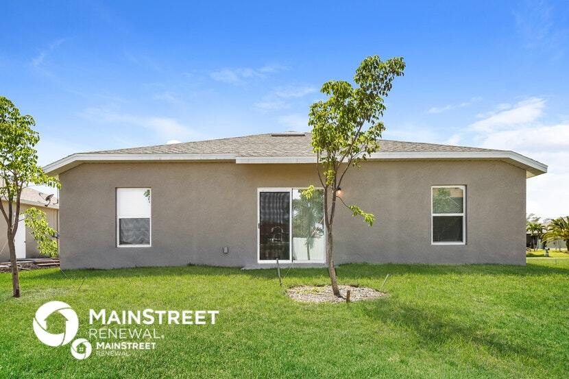 Building Photo - 621 NW 37th Pl