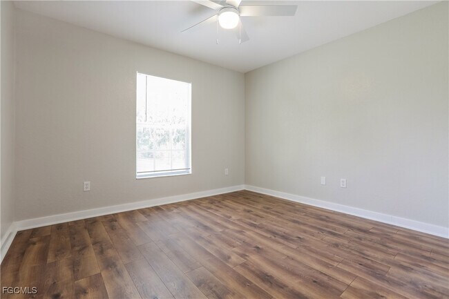 Building Photo - 4168 Merriam Ln
