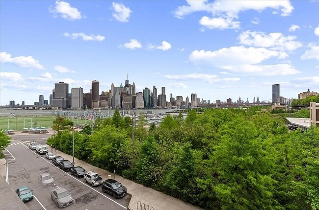 Building Photo - Modern Comfort in Every Corner