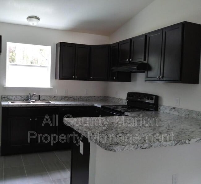 Building Photo - 5933 NW 59th Ct