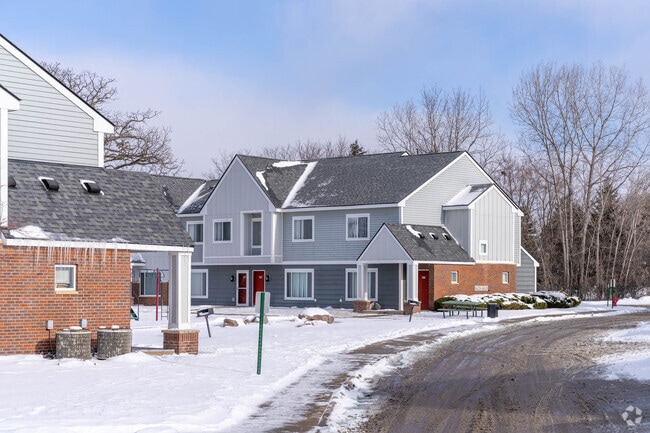 Building Photo - Columbine Townhomes