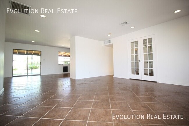 Building Photo - 7448 E Coronado Rd