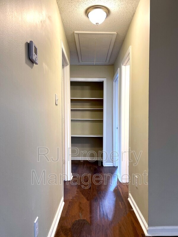 Building Photo - 5297 Breckenwood Dr